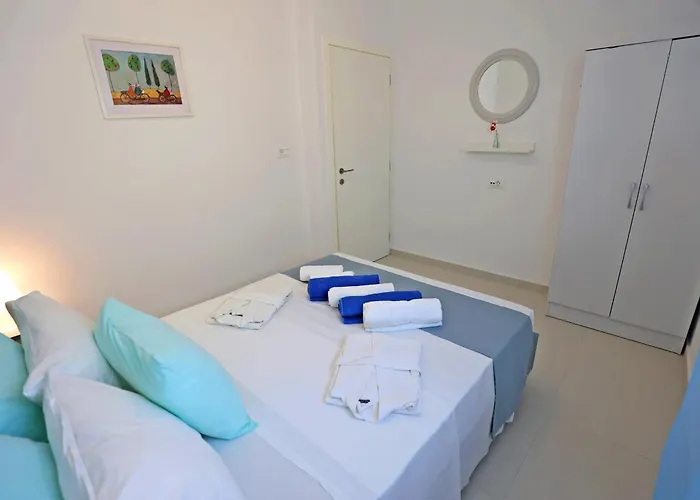 Xenos 6 With A Private Pool Near The Sea