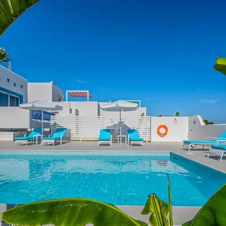 Xenos 6 With A Private Pool Near The Sea וילה Tigaki