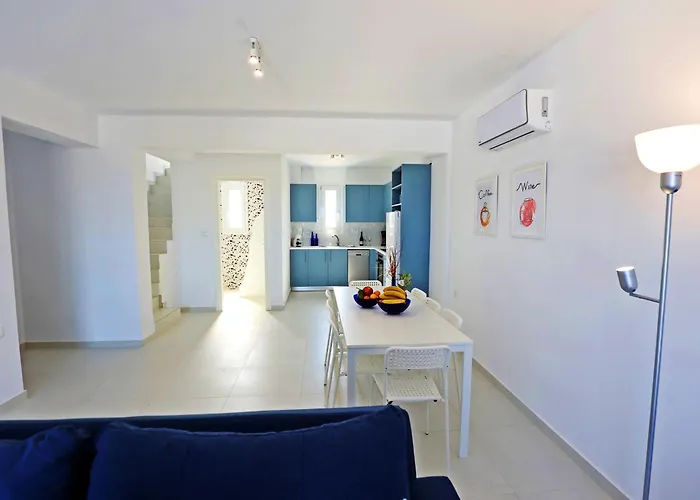 Xenos 6 With A Private Pool Near The Sea Vila *