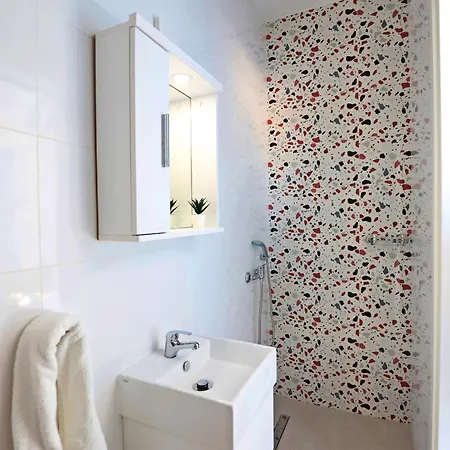 فيلة Xenos 6 With A Private Pool Near The Sea *