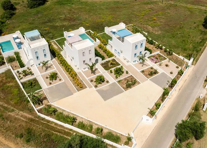 Xenos 6 With A Private Pool Near The Sea וילה Tigaki