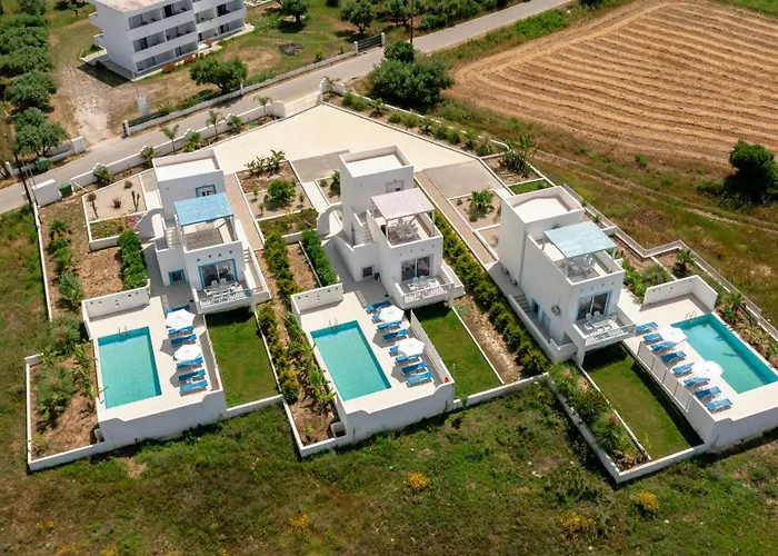 Xenos 6 With A Private Pool Near The Sea וילה Tigaki