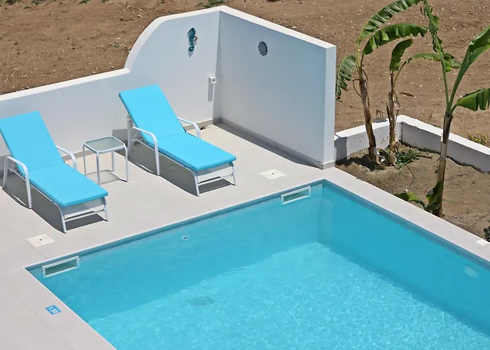 Xenos 6 With A Private Pool Near The Sea