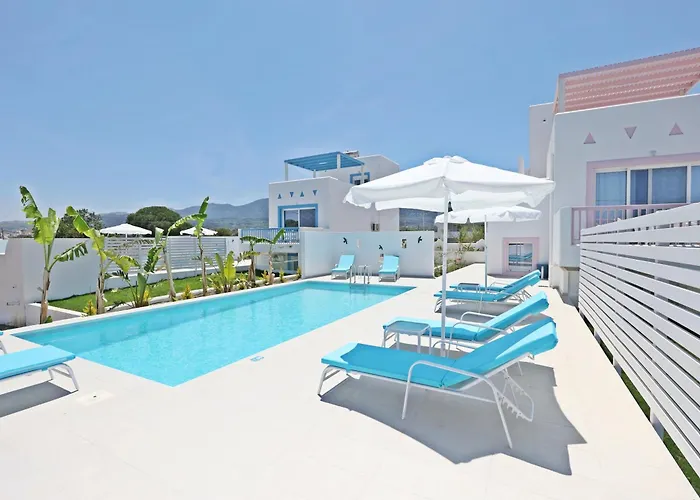 Xenos 6 With A Private Pool Near The Sea 빌라 Tigaki